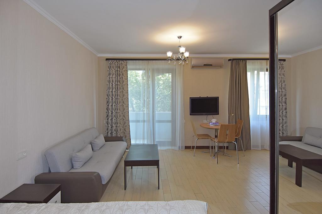 Studioapart In Downtown Erivan Exterior foto