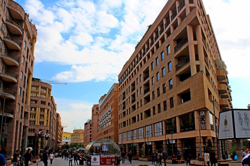 A Small Miracle In The Center Of Yerevan Erivan Exterior foto